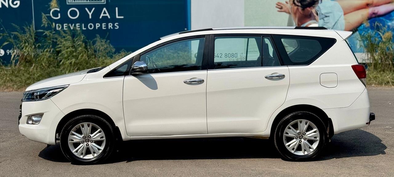 Innova Crysta 2.4 Z